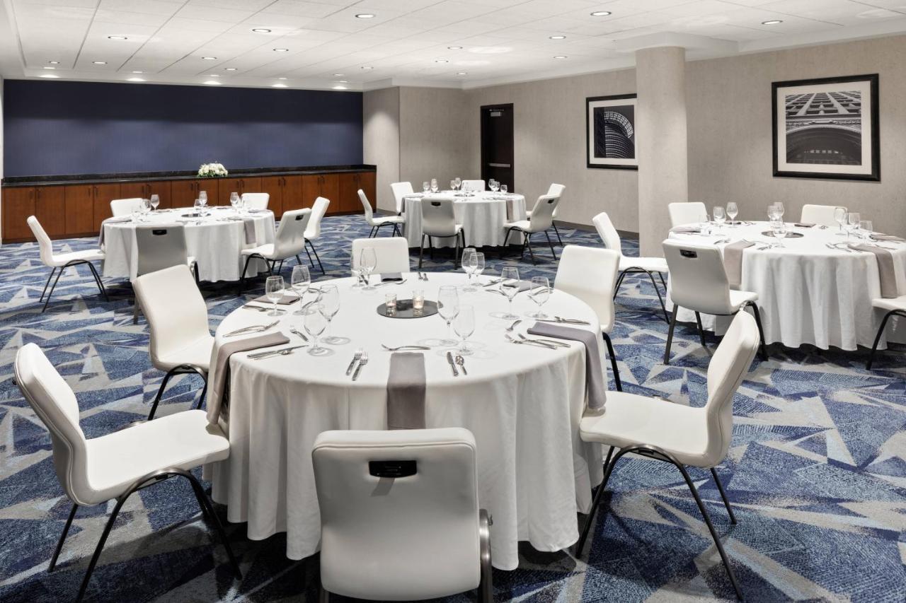 Courtyard By Marriott Minneapolis Downtown Extérieur photo