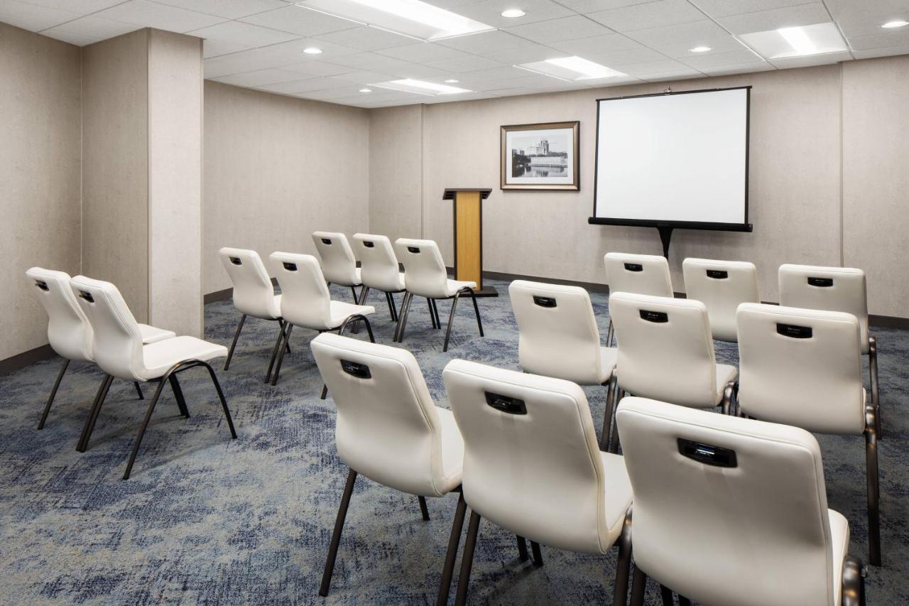 Courtyard By Marriott Minneapolis Downtown Extérieur photo