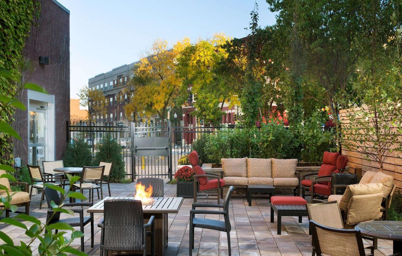 Courtyard By Marriott Minneapolis Downtown Extérieur photo