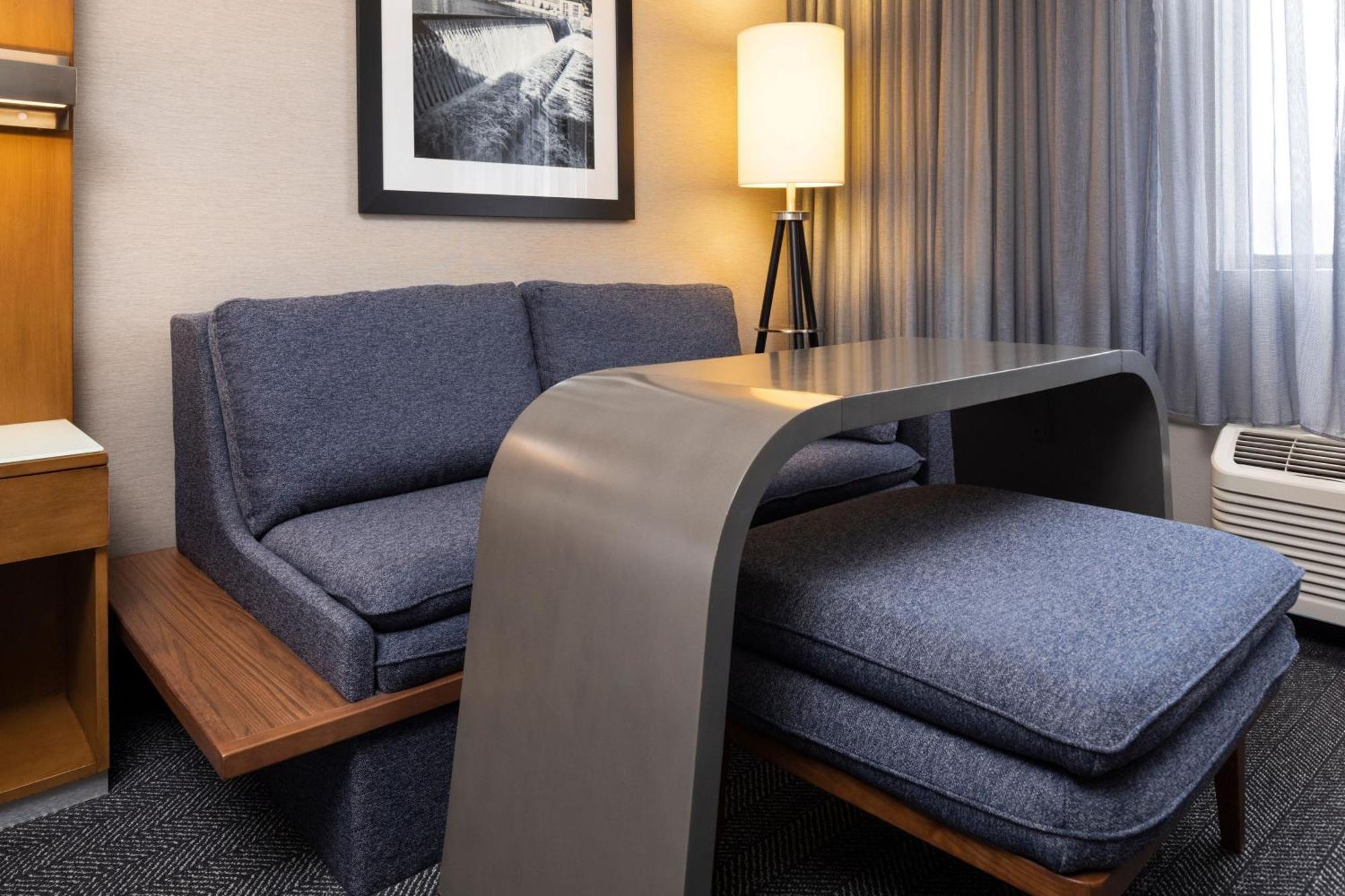 Courtyard By Marriott Minneapolis Downtown Extérieur photo