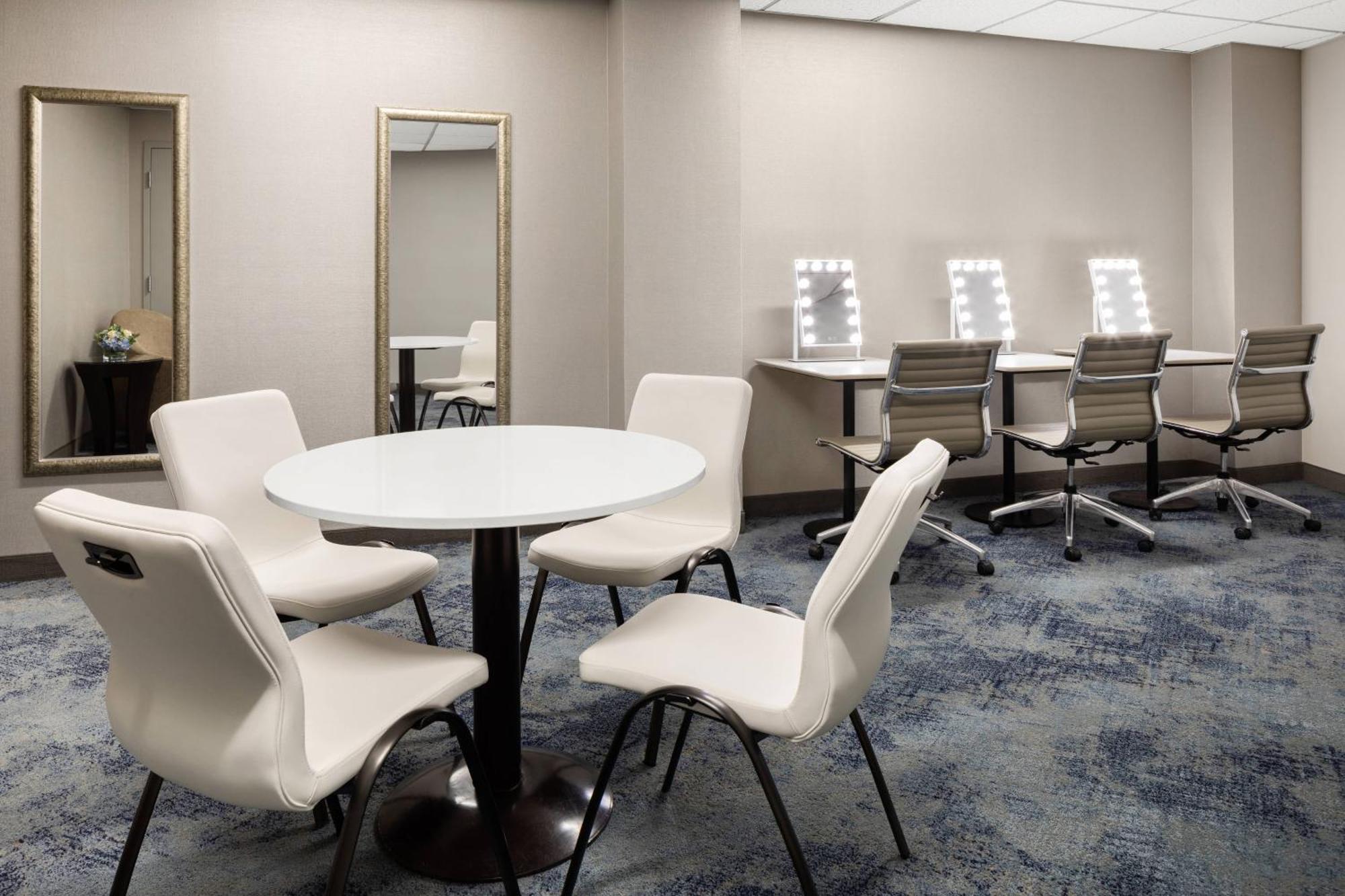 Courtyard By Marriott Minneapolis Downtown Extérieur photo