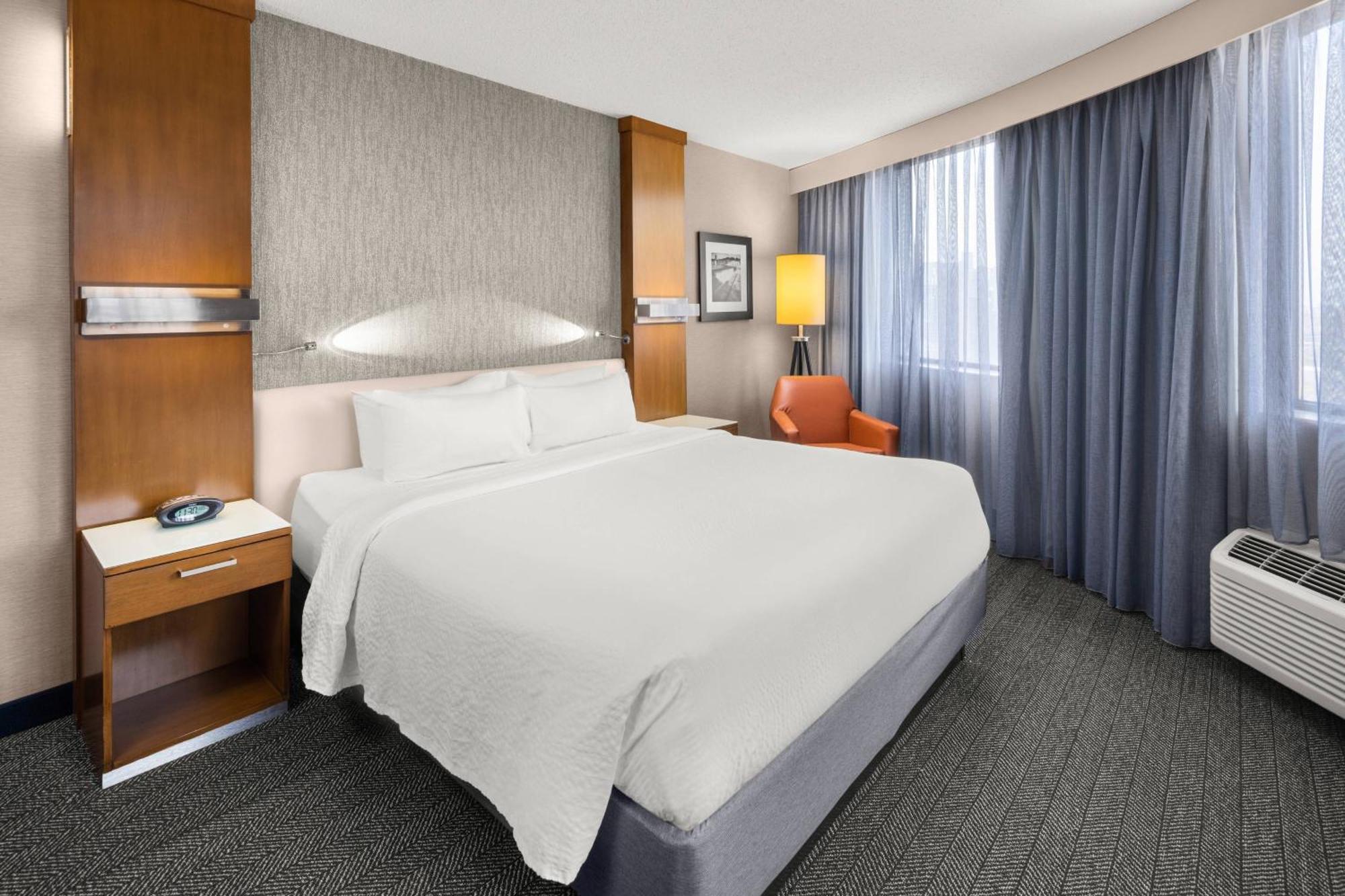 Courtyard By Marriott Minneapolis Downtown Extérieur photo